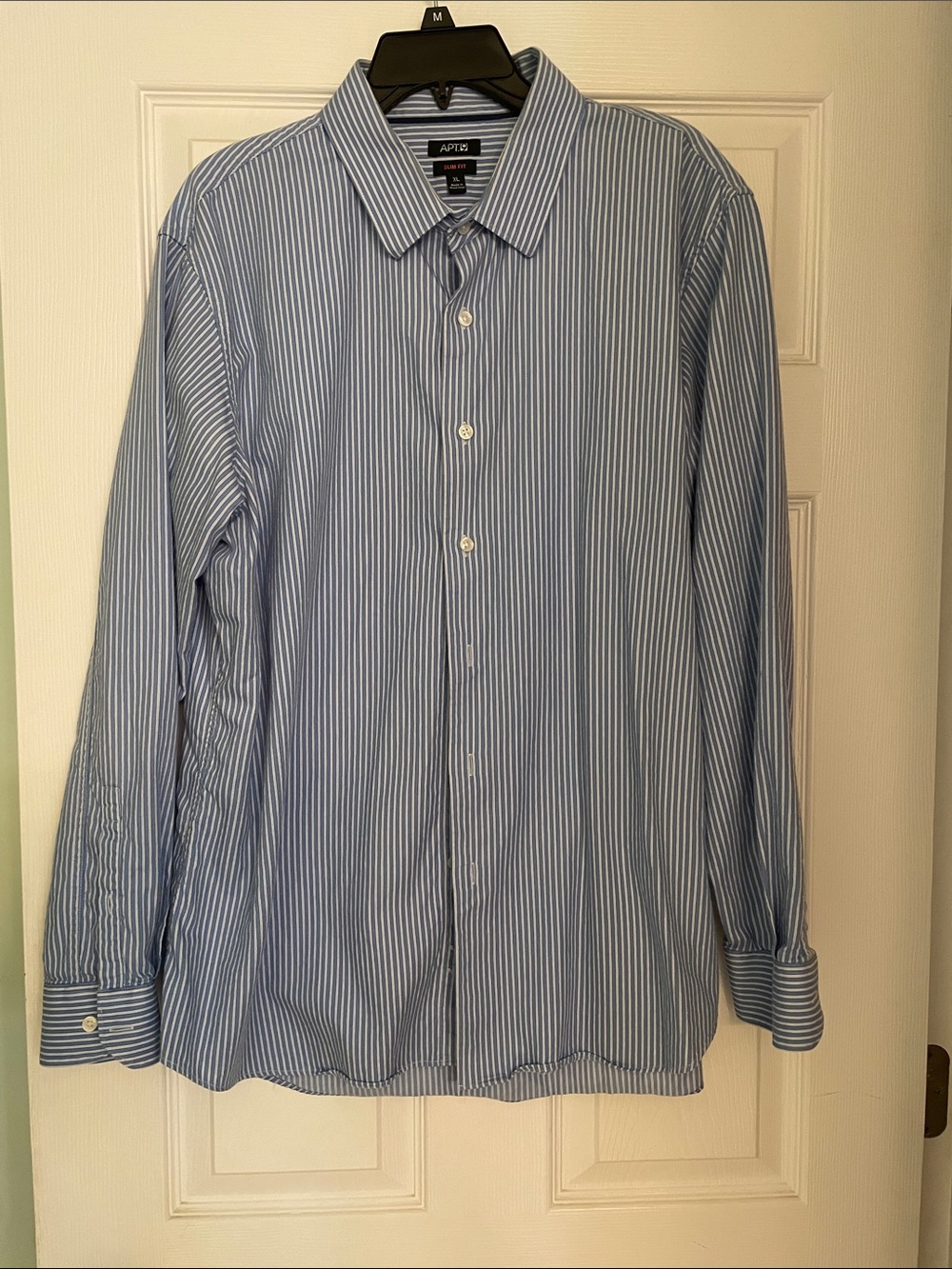 Apt. 9 Men's Light Blue and White Pinstripe Dress Shirt